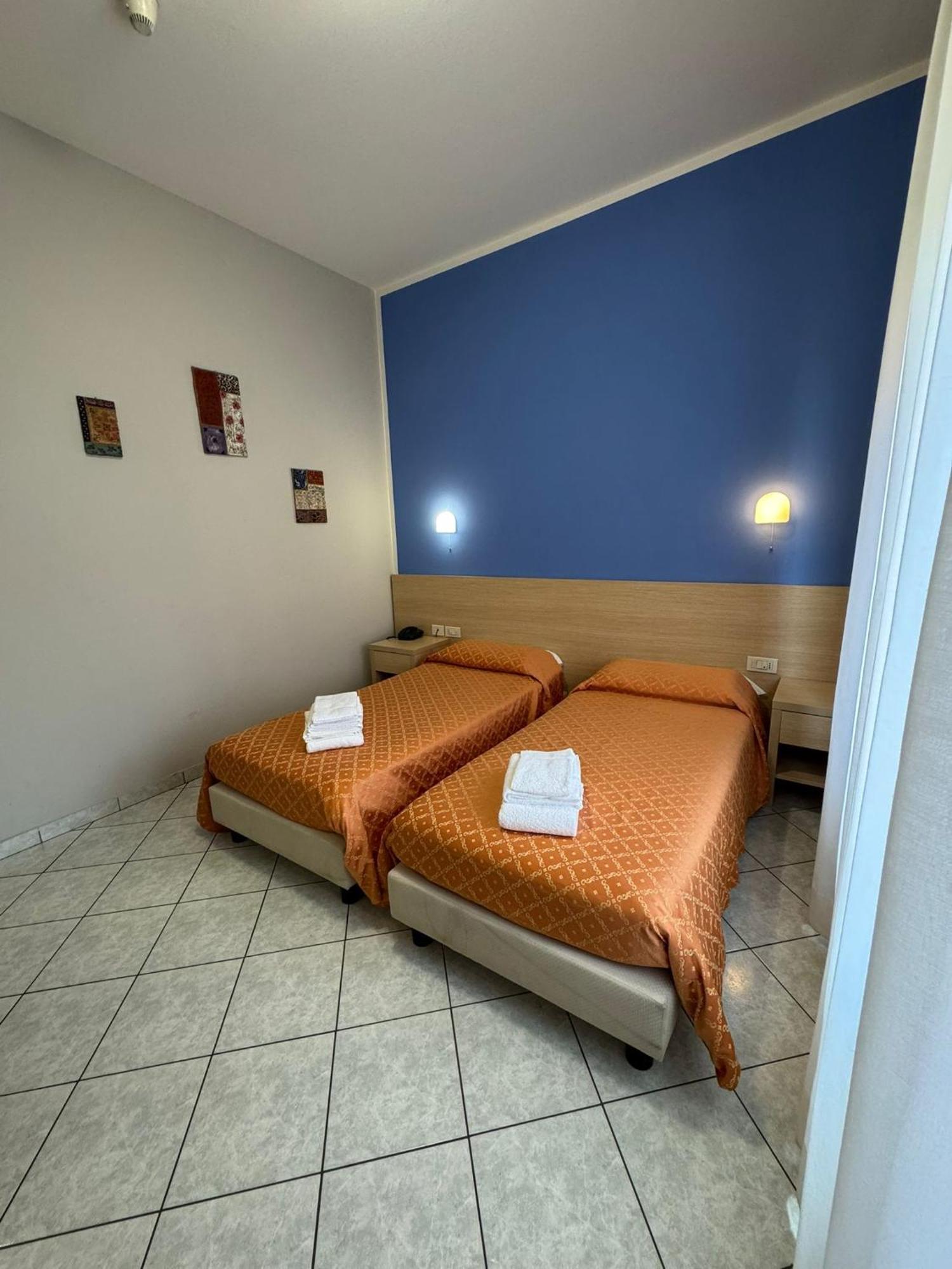 Albergo La Posta Arezzo Badia Al Pino Exterior foto