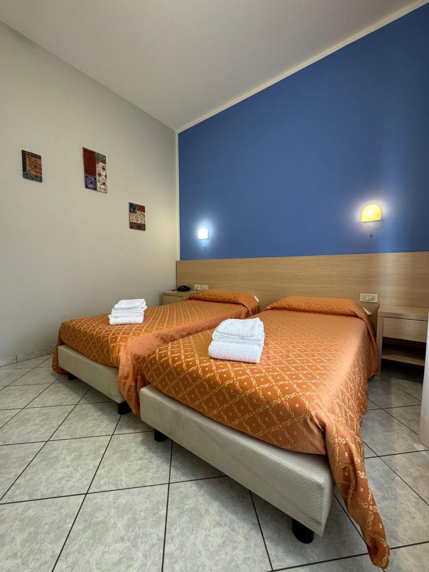 Albergo La Posta Arezzo Badia Al Pino Exterior foto