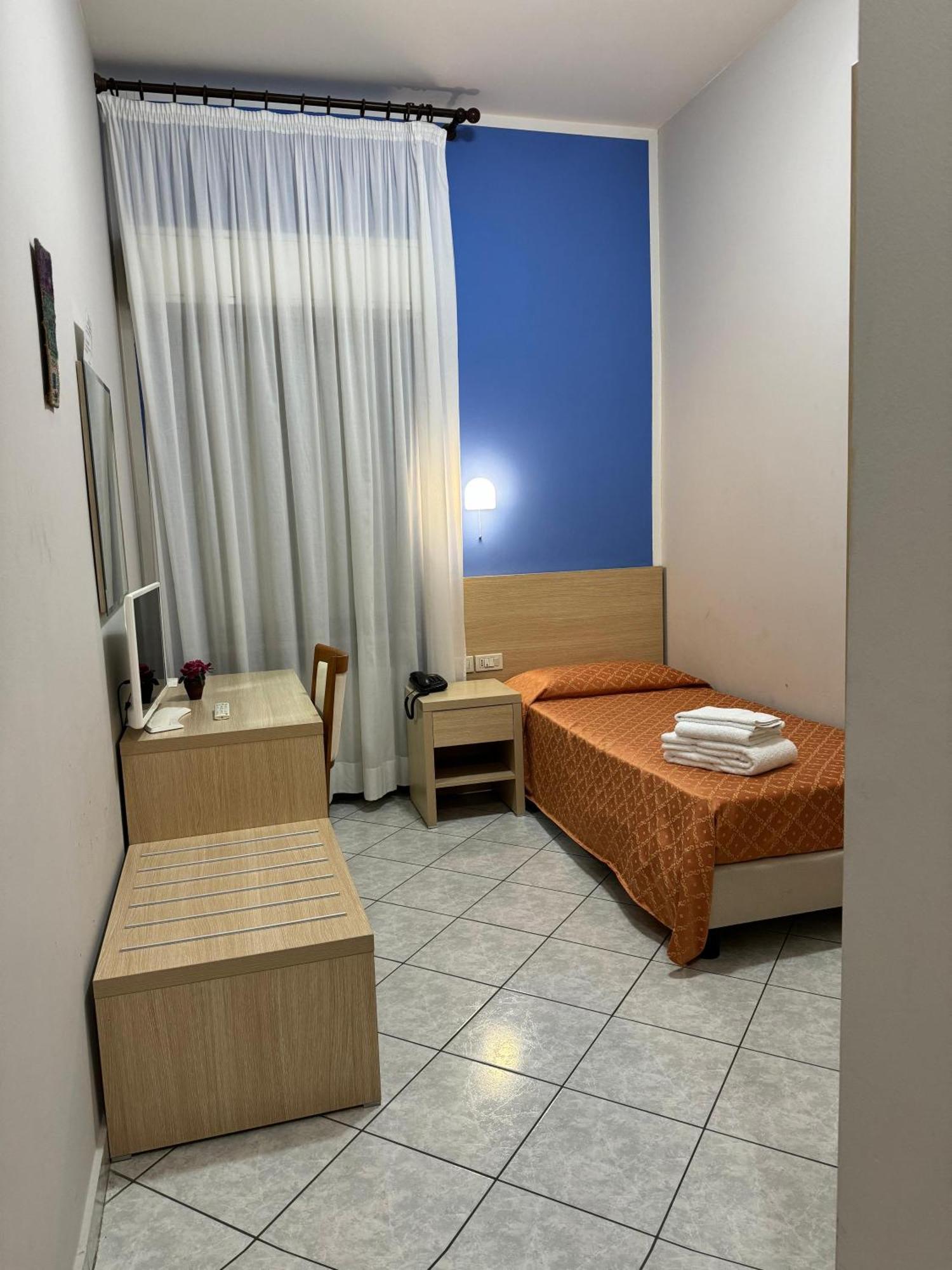 Albergo La Posta Arezzo Badia Al Pino Exterior foto