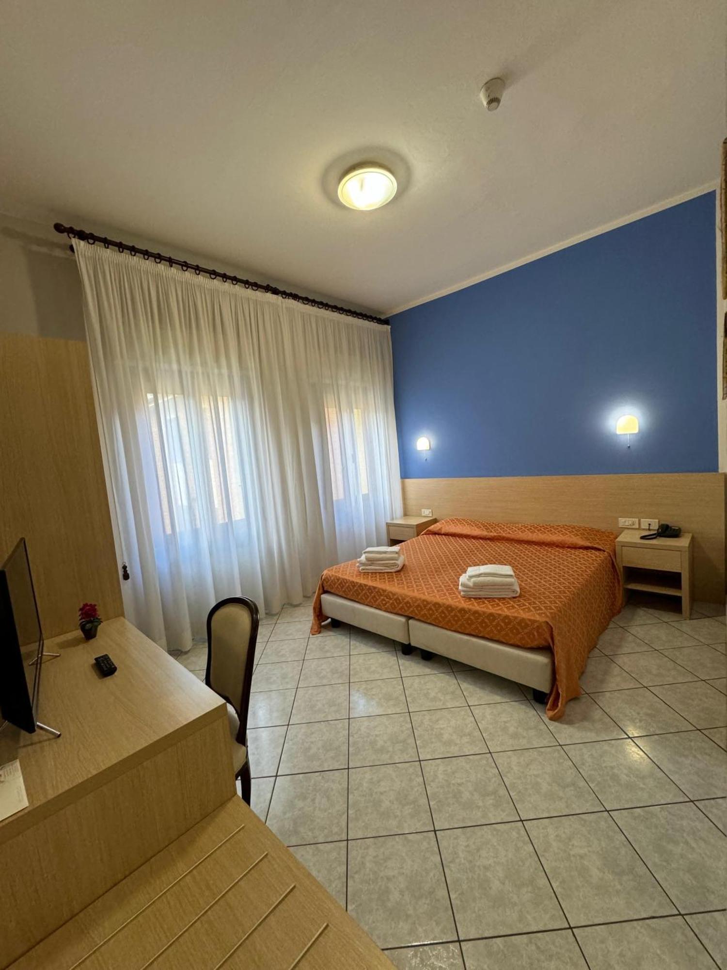Albergo La Posta Arezzo Badia Al Pino Exterior foto